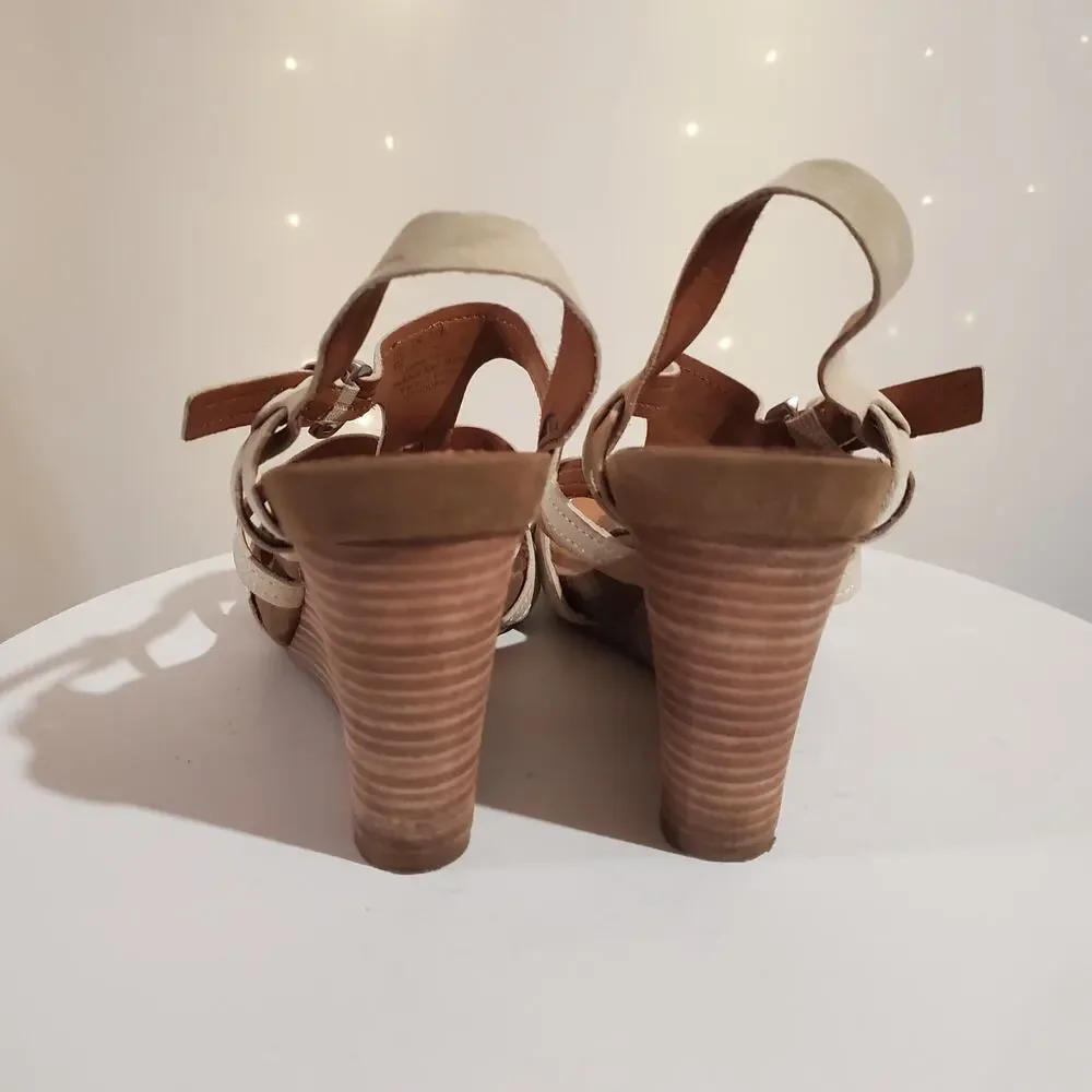 Franco Sarto Honduras Stacked Wedge Open Toe Leather Sandals Womens Size 9 Cream